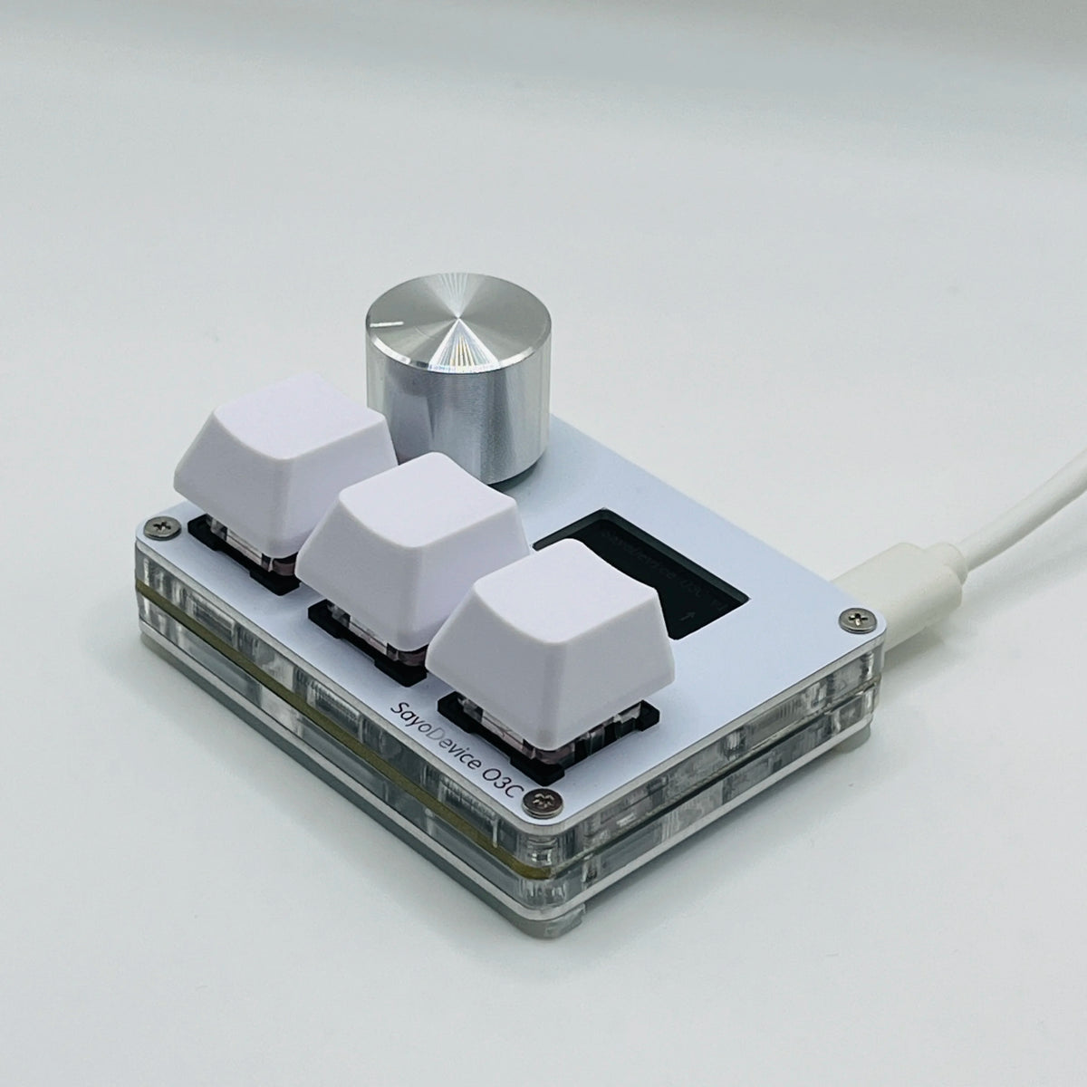SayoDevice O3C rapid trigger keypad with knob and small color screen